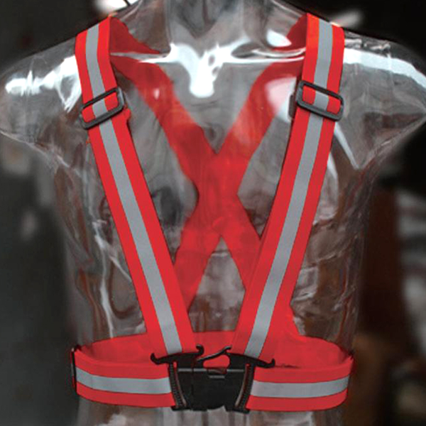 Istaknite prsluk s reflektirajućim remenom Istaknite prsluk s reflektirajućim remenom